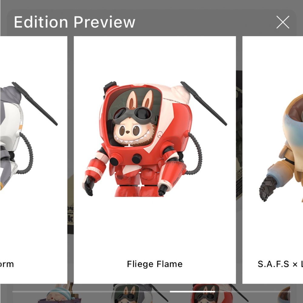 Fliege Flame Red VR Character Figure